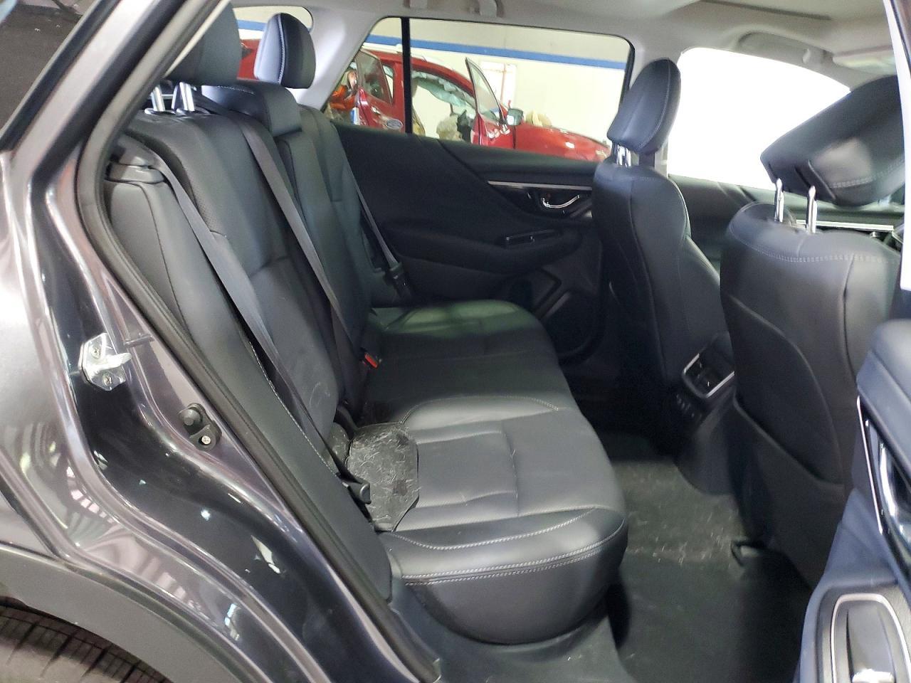 2022 Subaru Outback Limited - zdjęcie 11