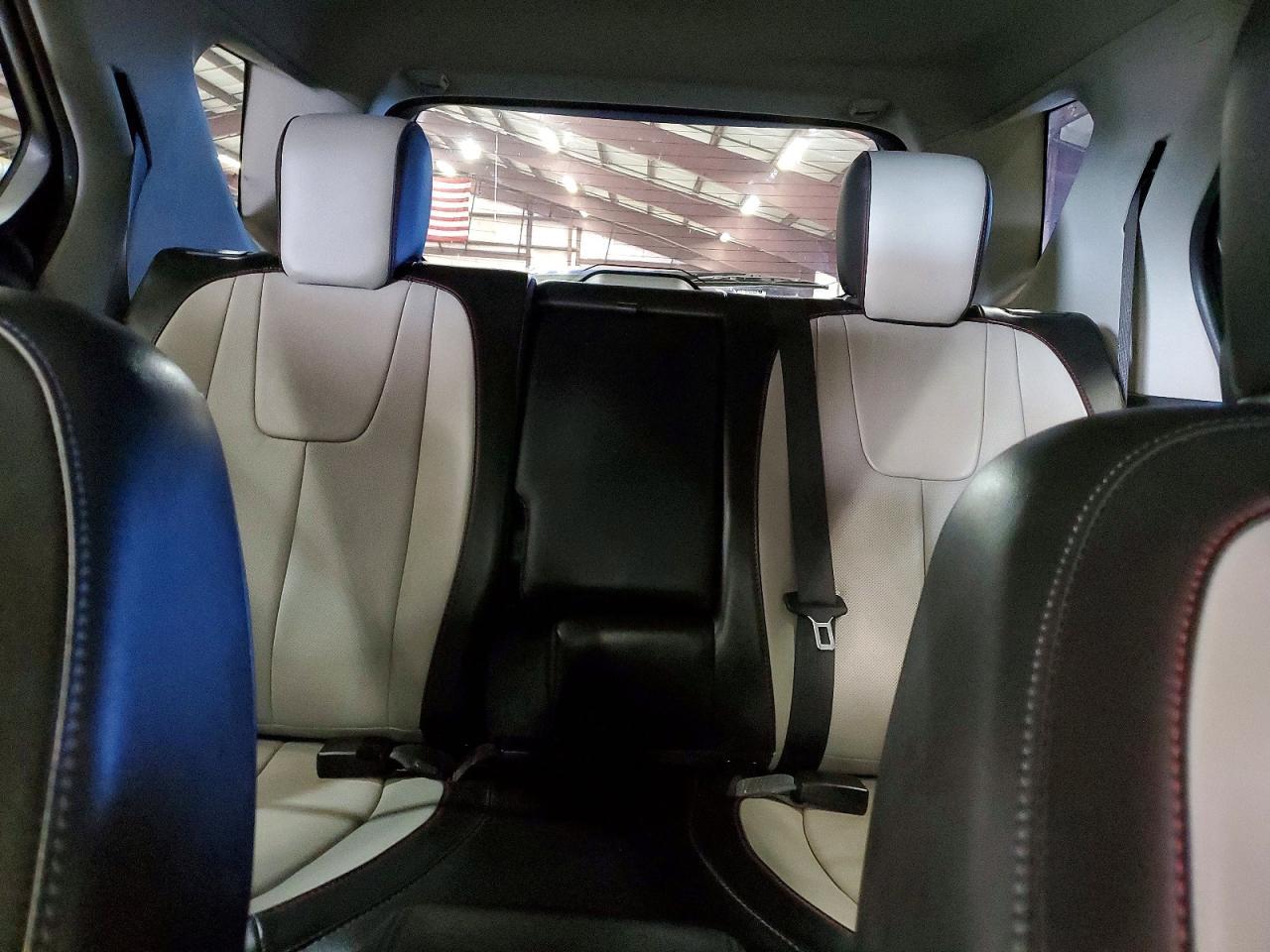 2017 Chevrolet Equinox Premier - zdjęcie 10