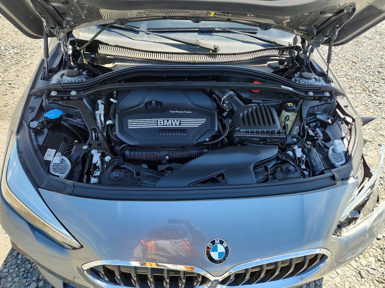 2022 BMW 228Xi - zdjęcie 11