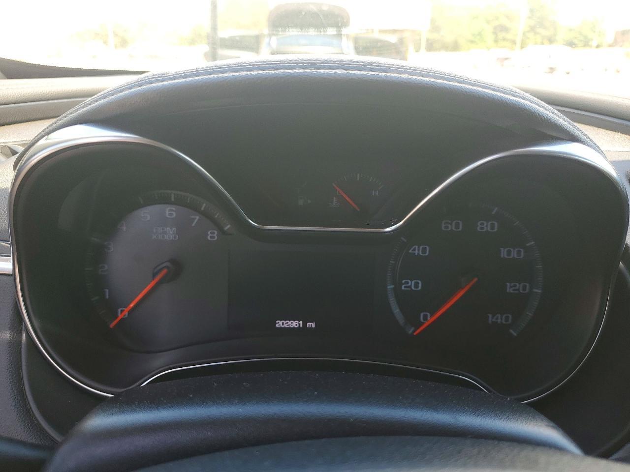 2018 Chevrolet Impala Lt - zdjęcie 9