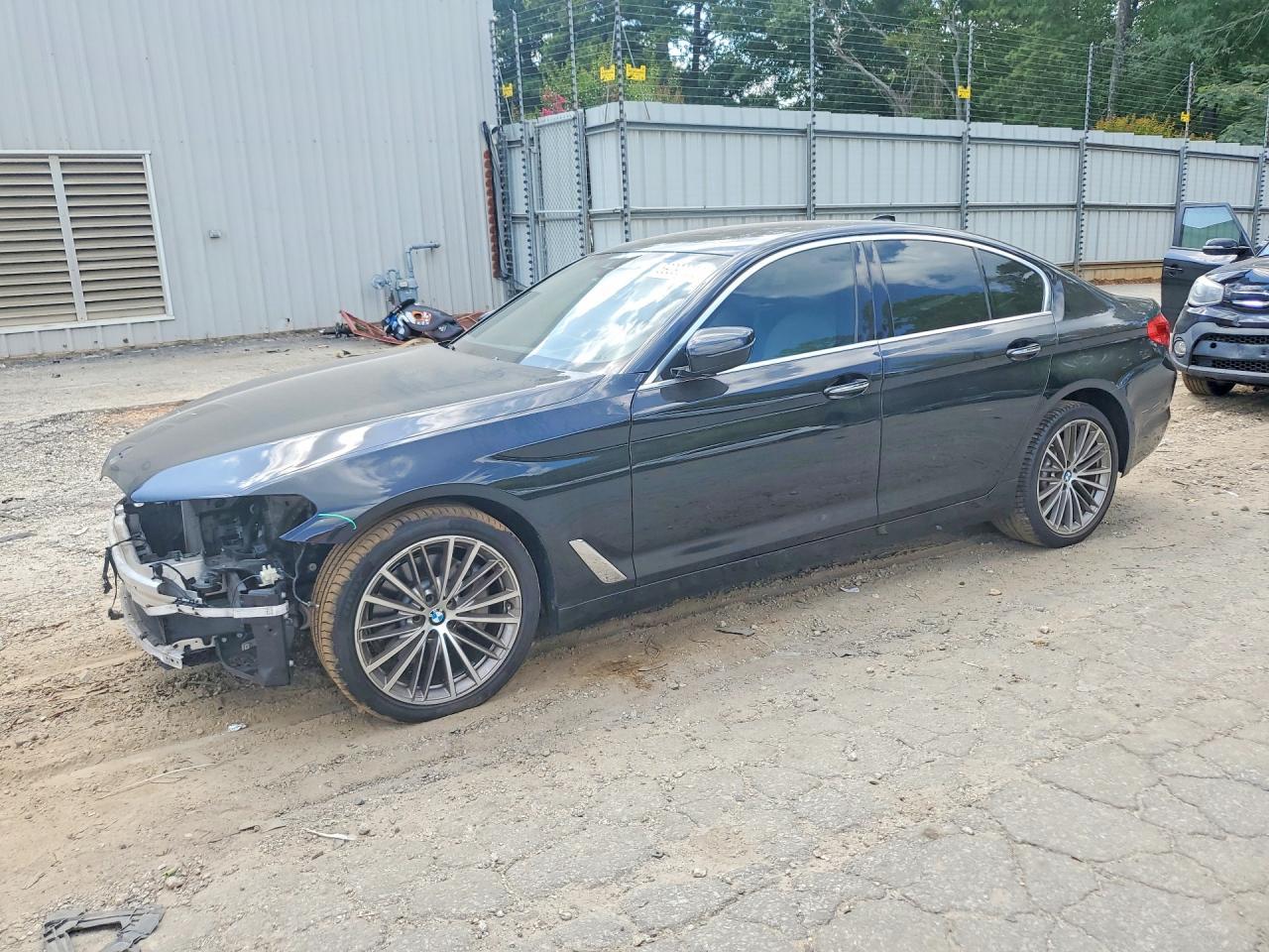 2018 BMW 530 I - zdjęcie główne