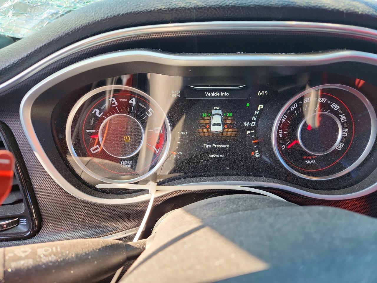 2016 Dodge Challenger Srt 392 - zdjęcie 9