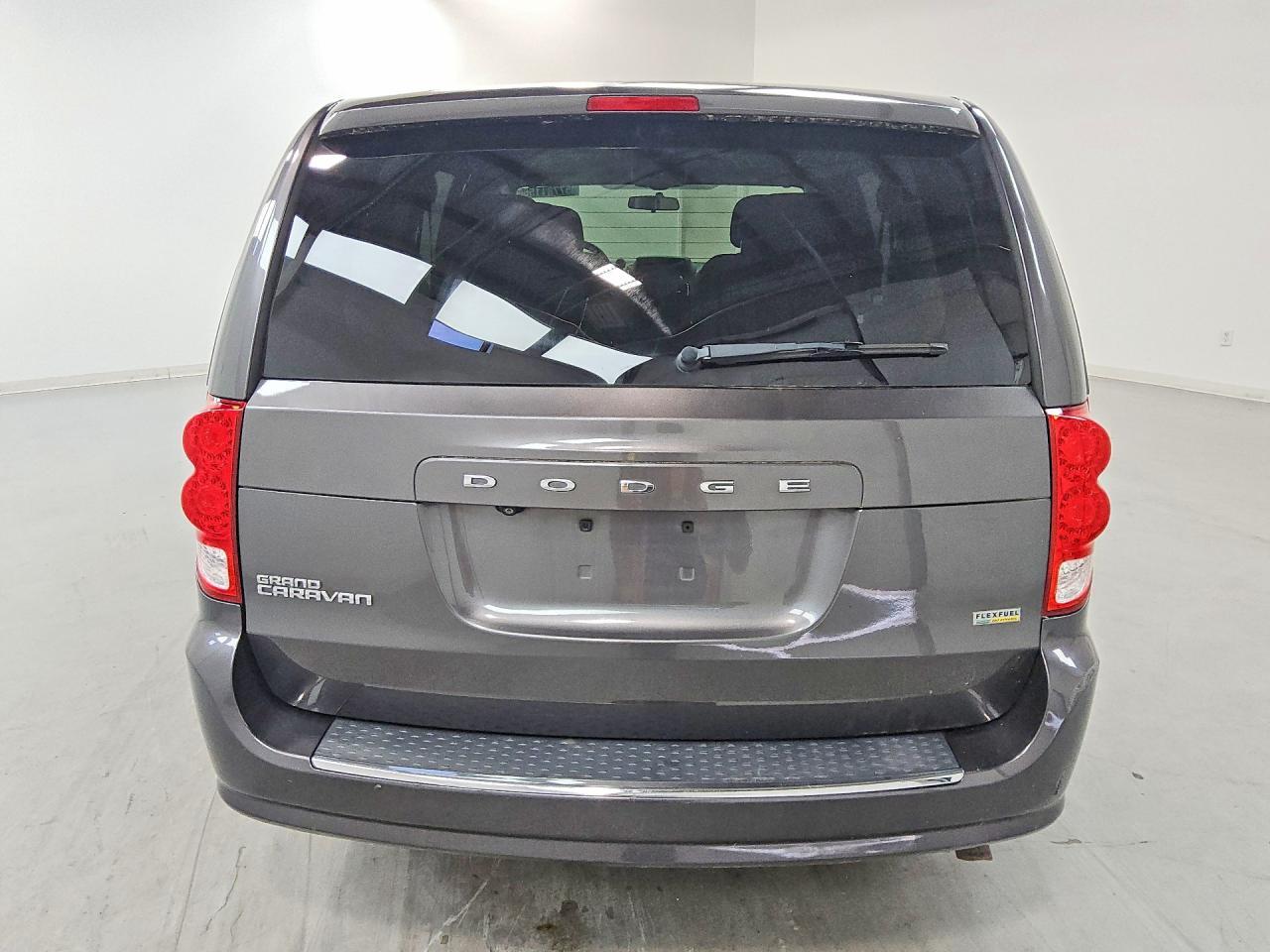 2017 Dodge Grand Caravan Se - zdjęcie 6