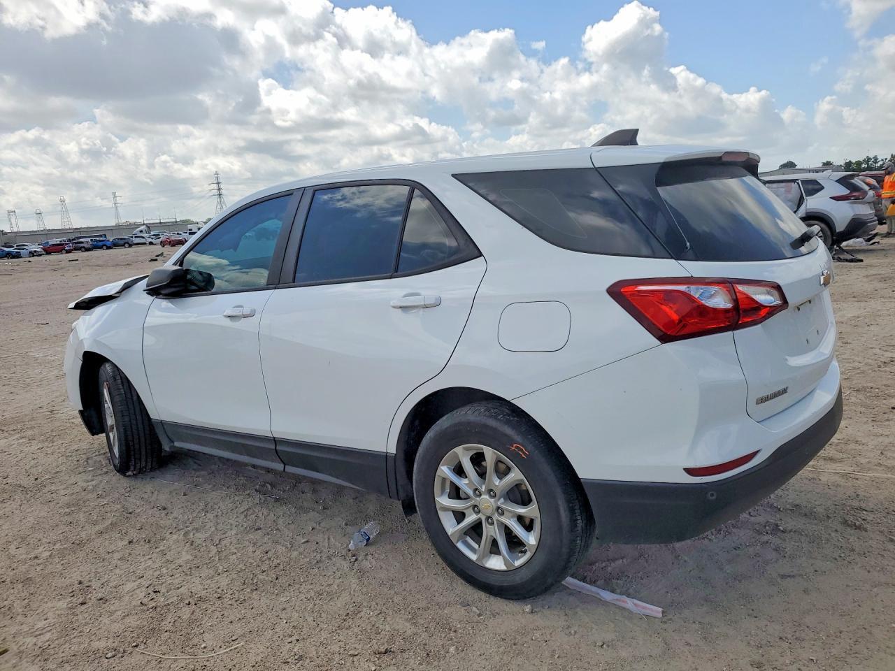 2021 Chevrolet Equinox - zdjęcie 2