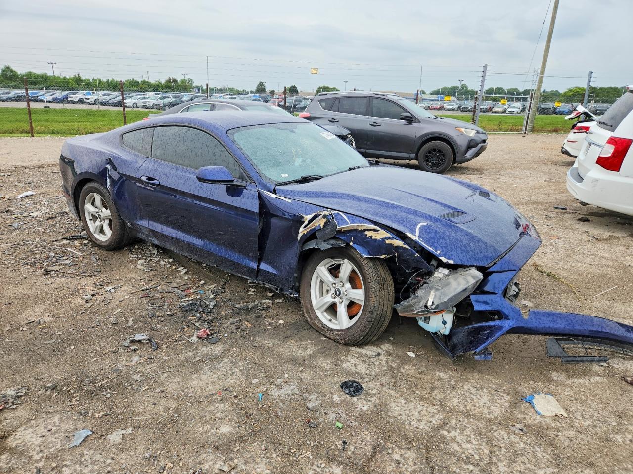 2019 Ford Mustang - zdjęcie 4