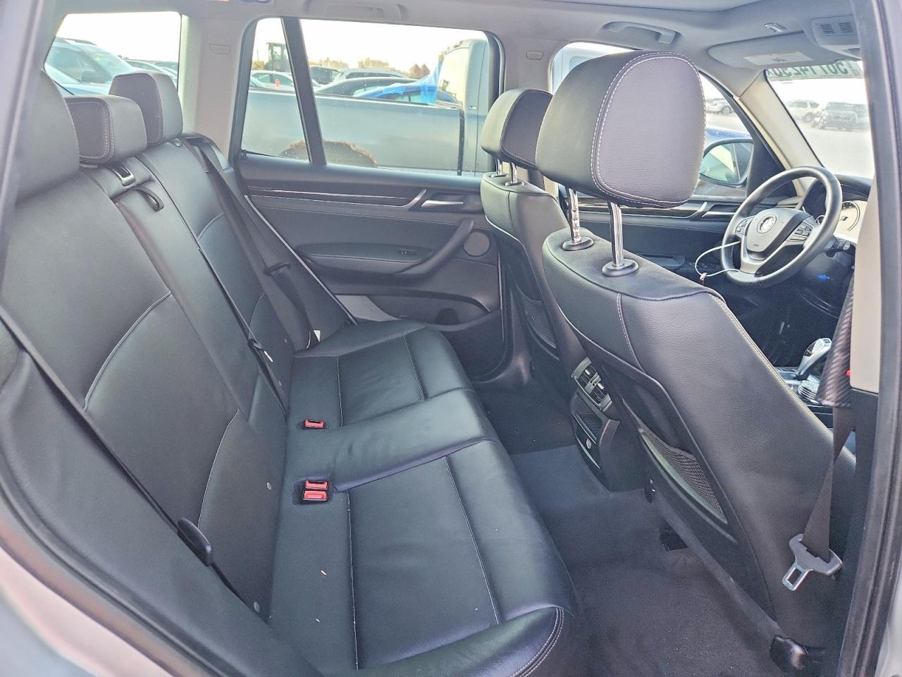 2017 BMW X3 Sdrive28I - zdjęcie 11