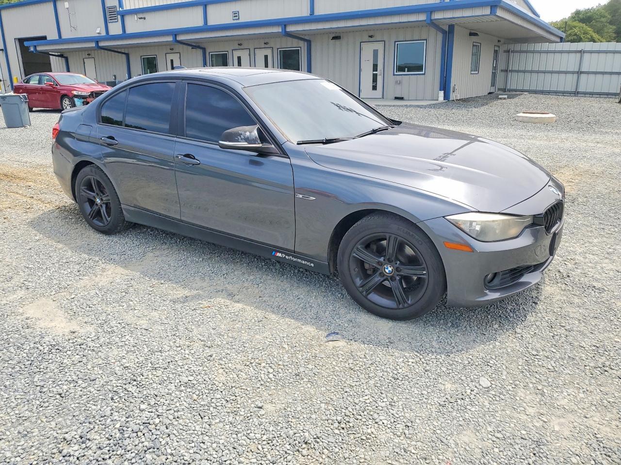 2013 BMW Seria 3 328i - zdjęcie 4