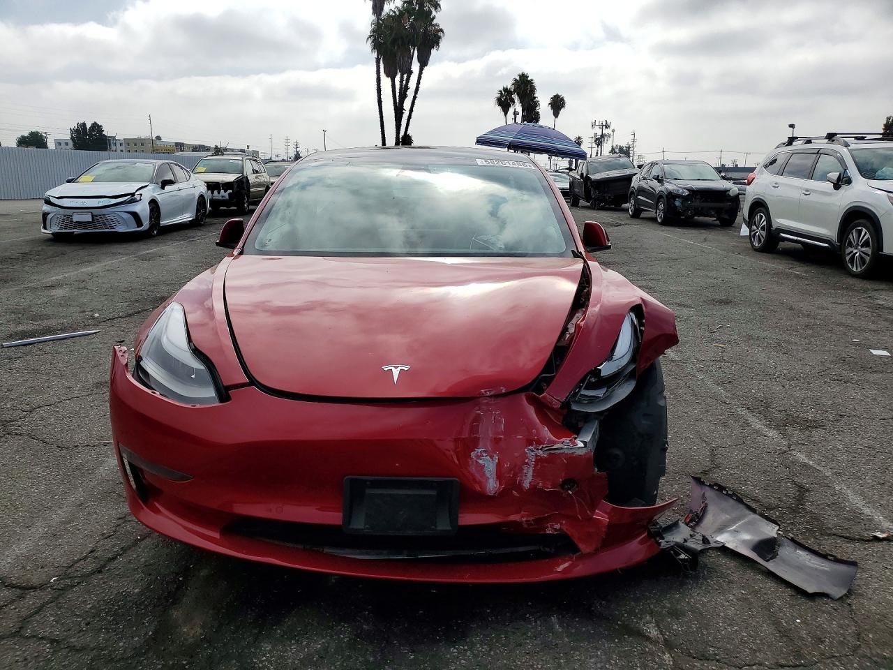 2021 Tesla Model 3 - zdjęcie 5