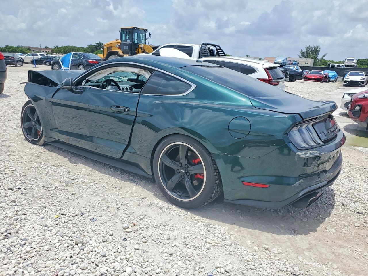 2019 Ford Mustang Bullitt - zdjęcie 2