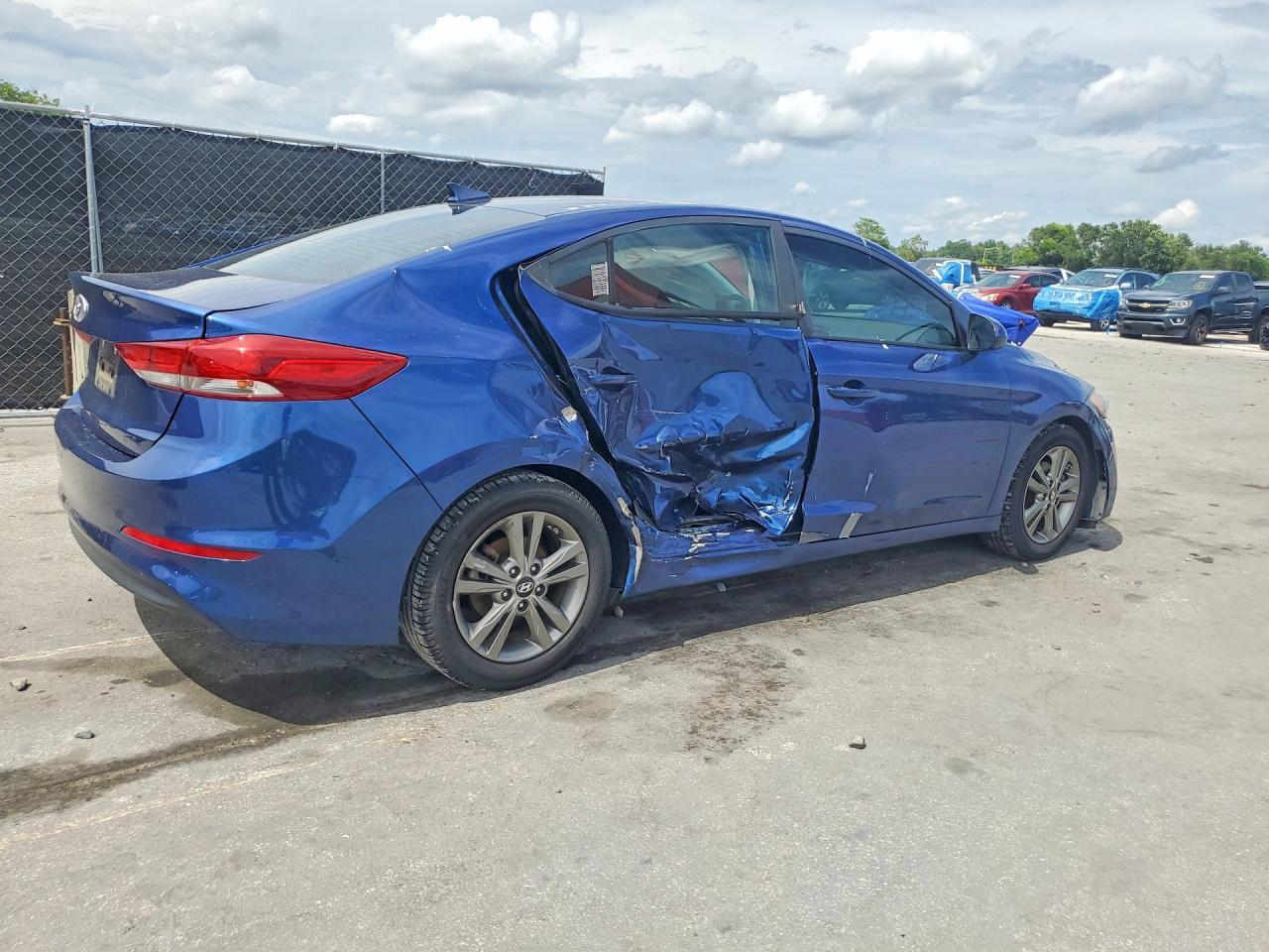2018 Hyundai Elantra Sel - zdjęcie 3