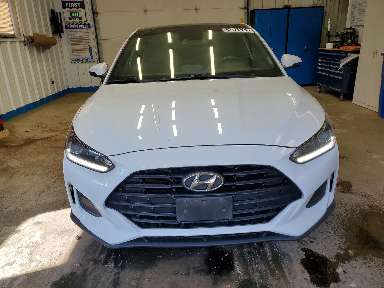 2019 Hyundai Veloster 2.0L Premium - zdjęcie 5