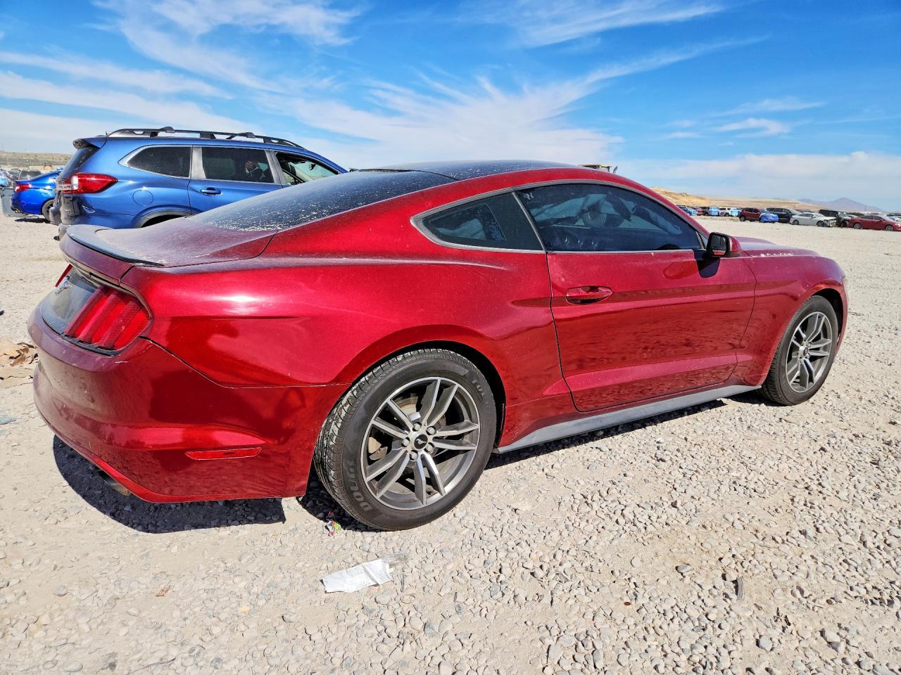 2017 Ford Mustang - zdjęcie 3