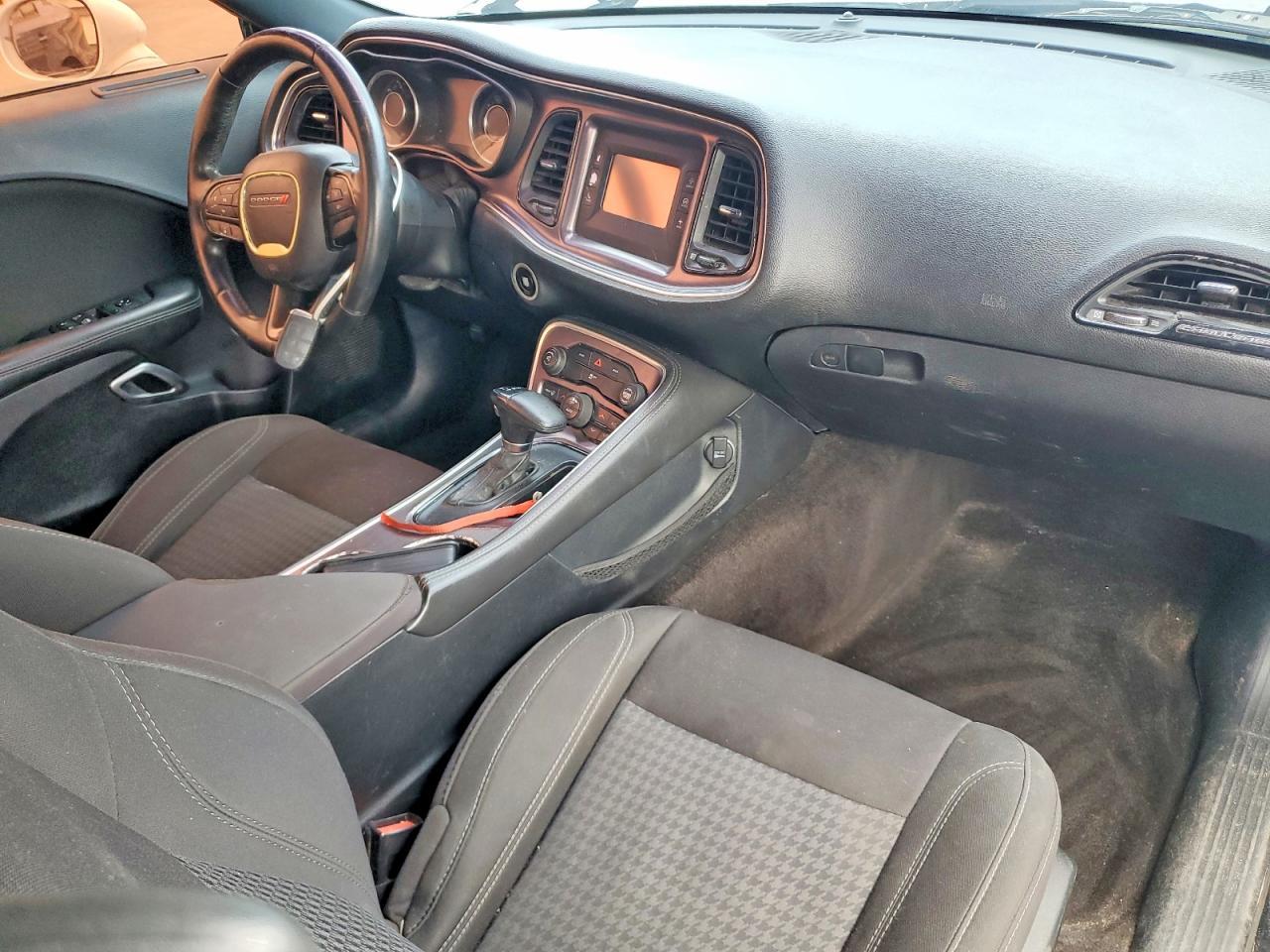 2015 Dodge Challenger Sxt - zdjęcie 8