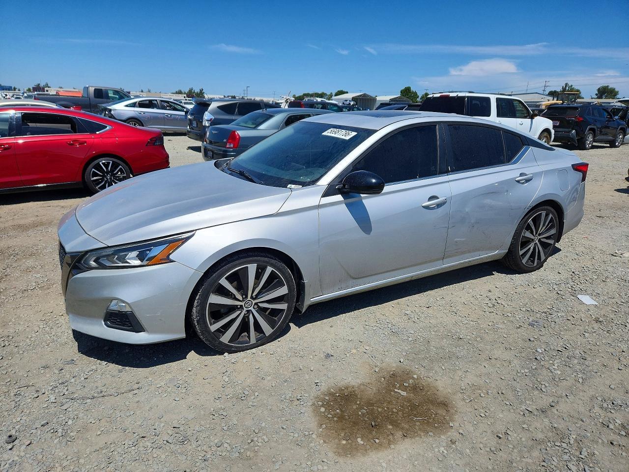 2019 Nissan Altima Sr - zdjęcie główne