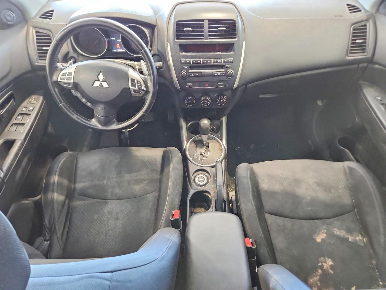 2013 Mitsubishi Outlander Sport Es - zdjęcie 8