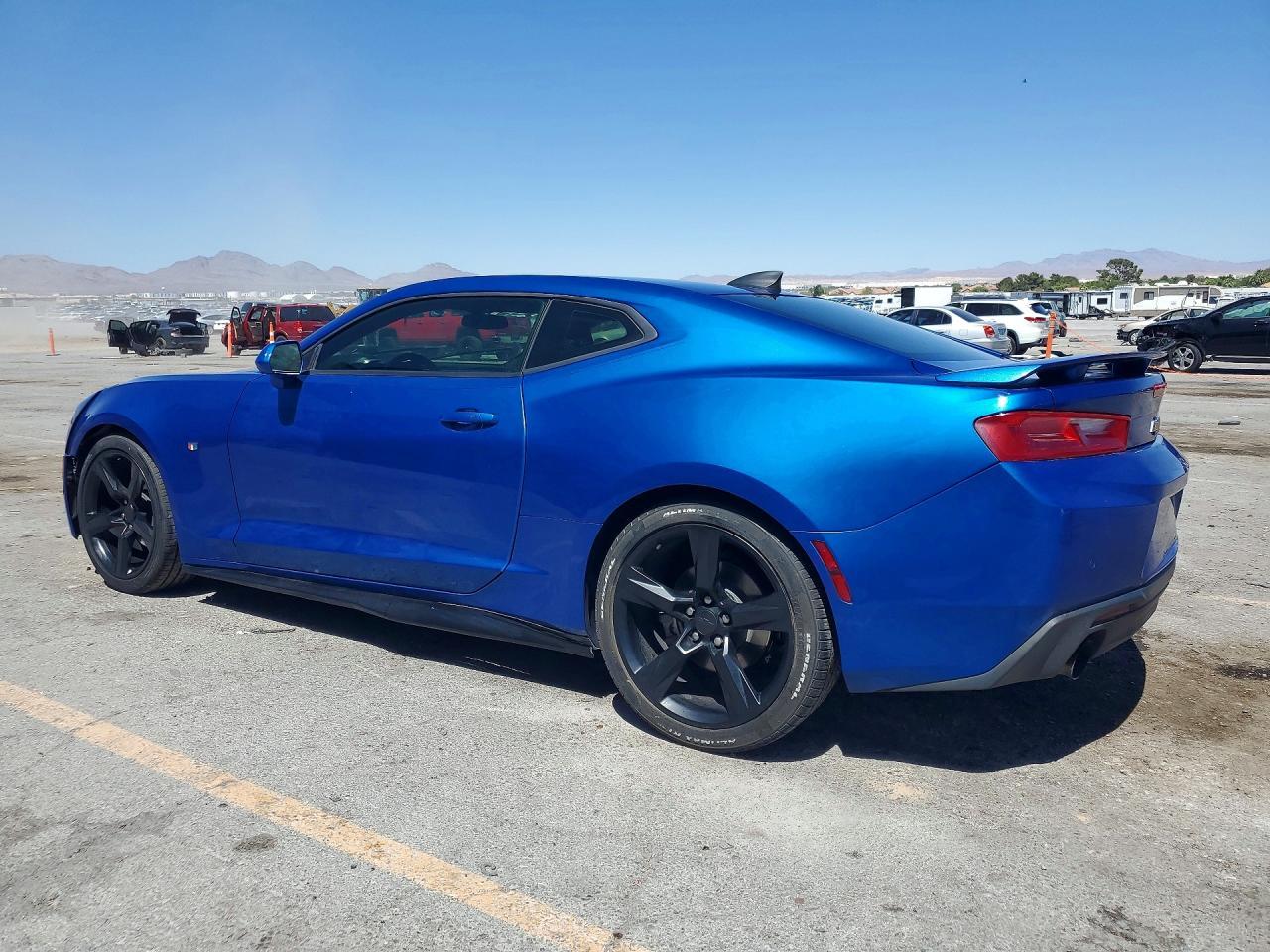 2018 Chevrolet Camaro Lt - zdjęcie 2