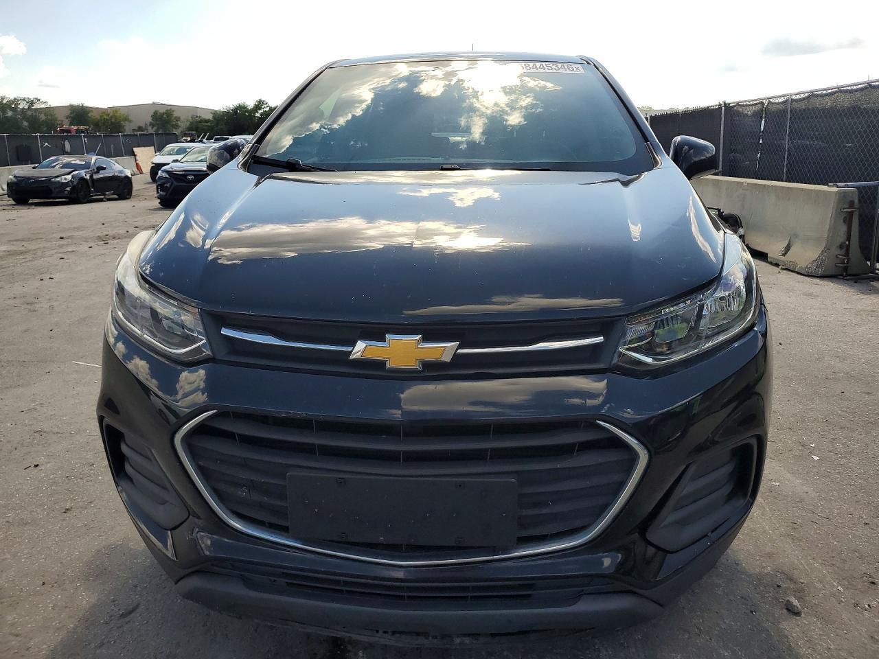 2020 Chevrolet Trax Ls - zdjęcie 5