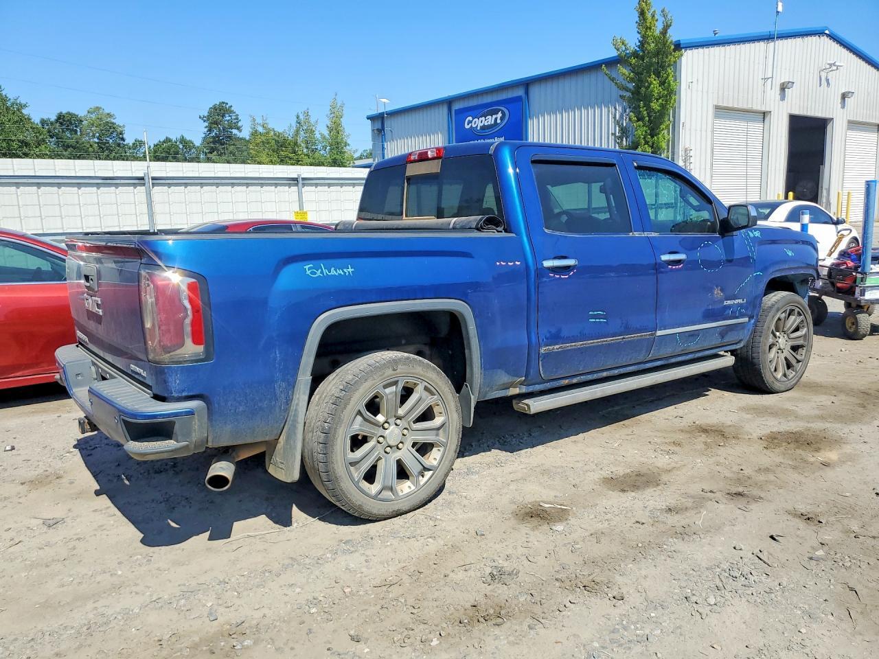 2017 GMC Sierra K1500 Denali - zdjęcie 3