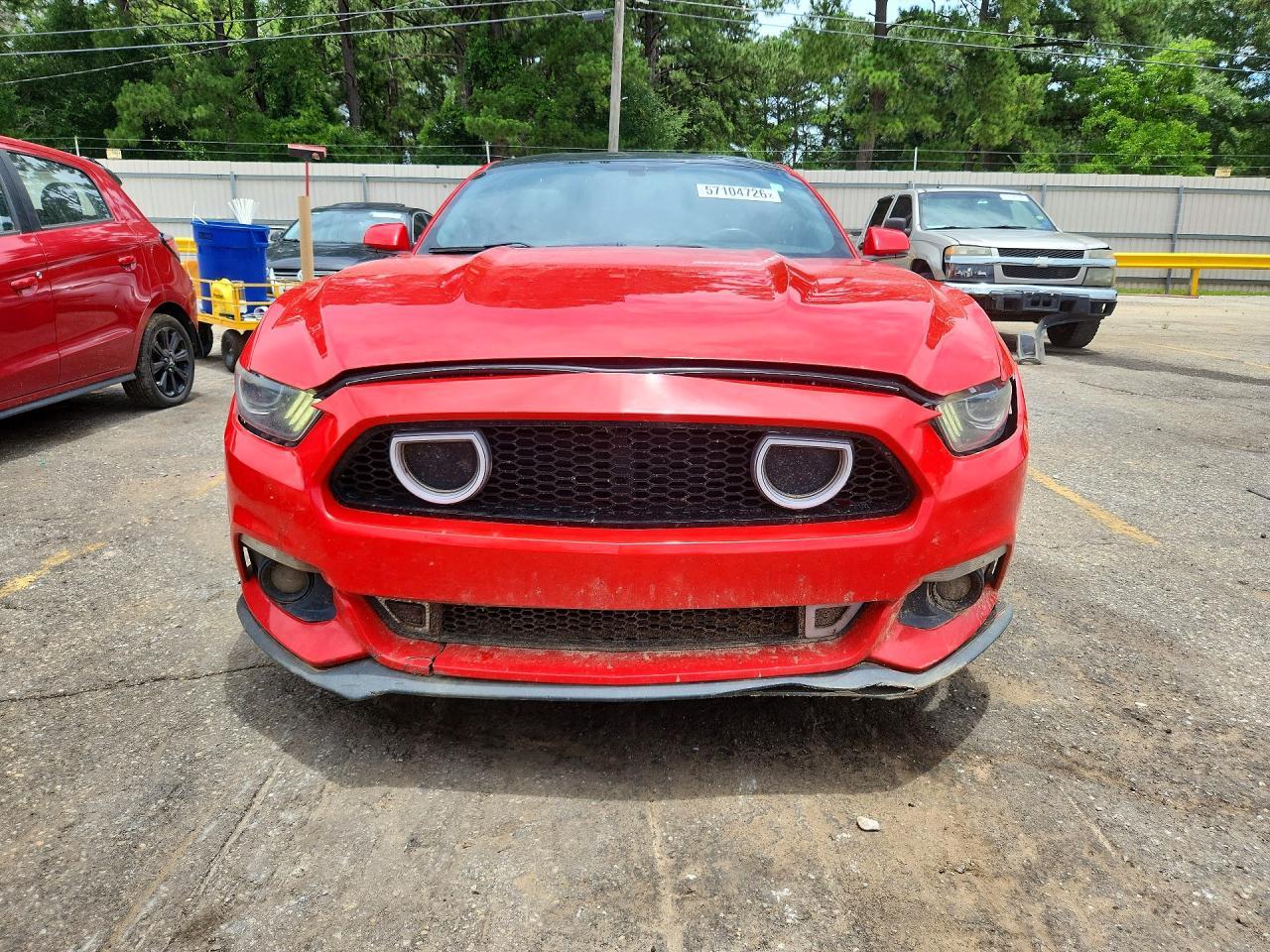 Ford Mustang - zdjęcie 5