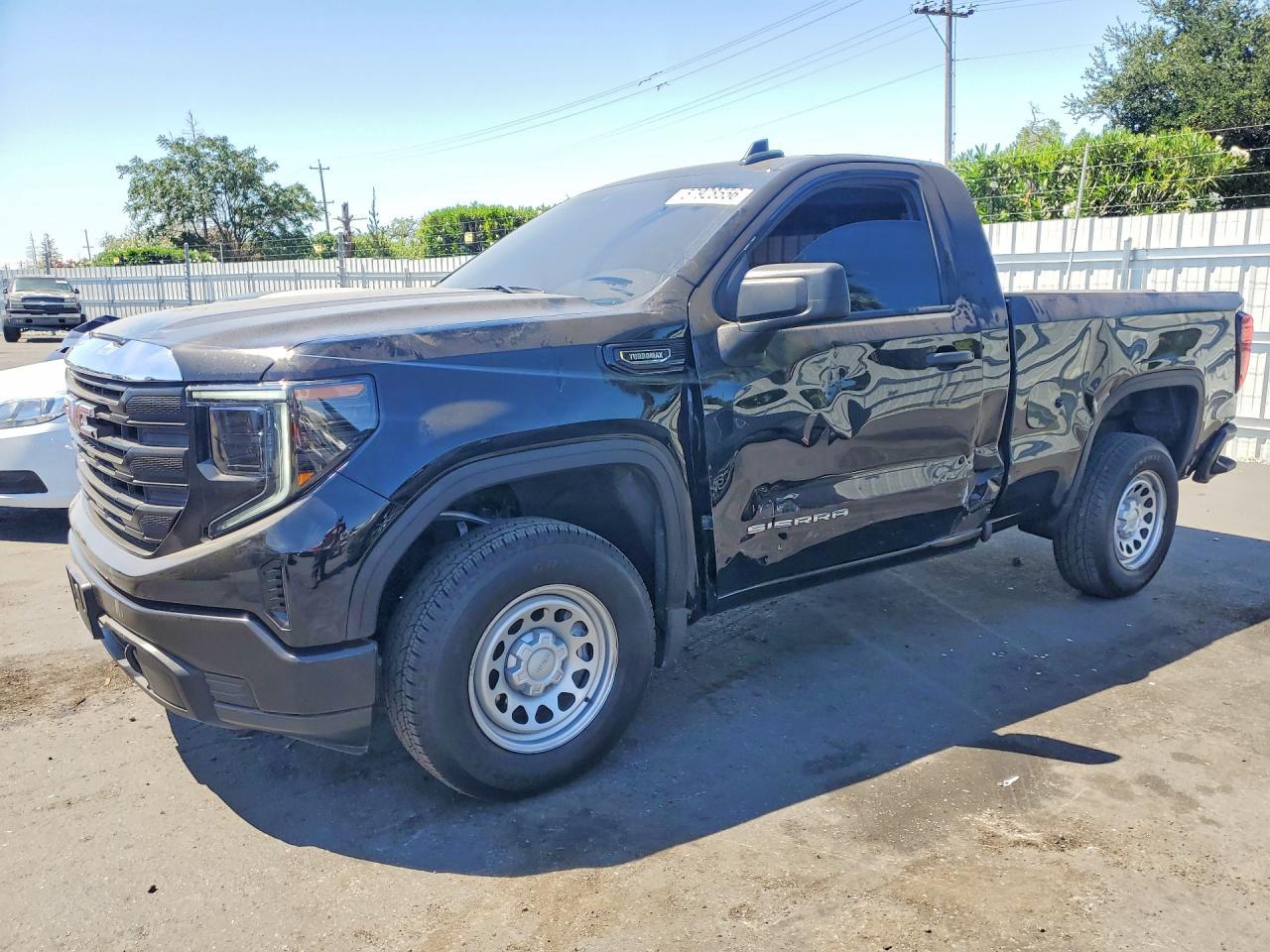 2026 GMC Sierra C1500 - zdjęcie główne