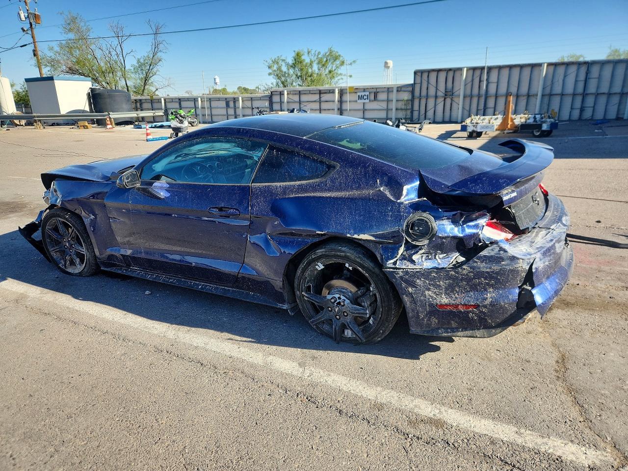 2018 Ford Mustang - zdjęcie 2
