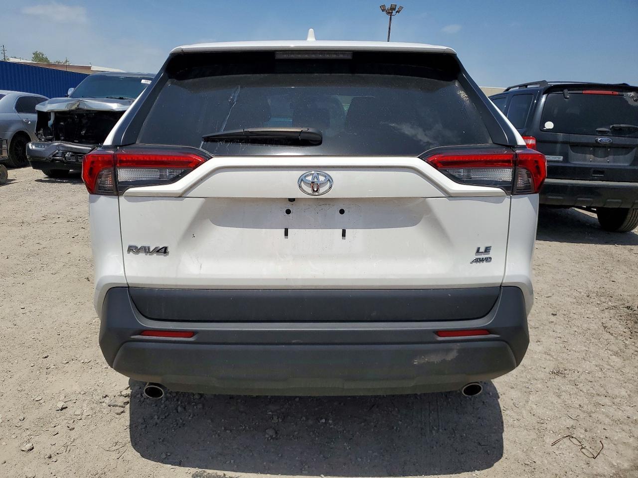 2025 Toyota Rav4 Le - zdjęcie 6