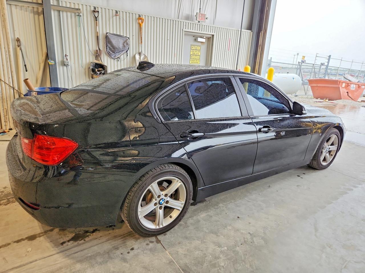 2014 BMW 320 I xDrive - zdjęcie 3