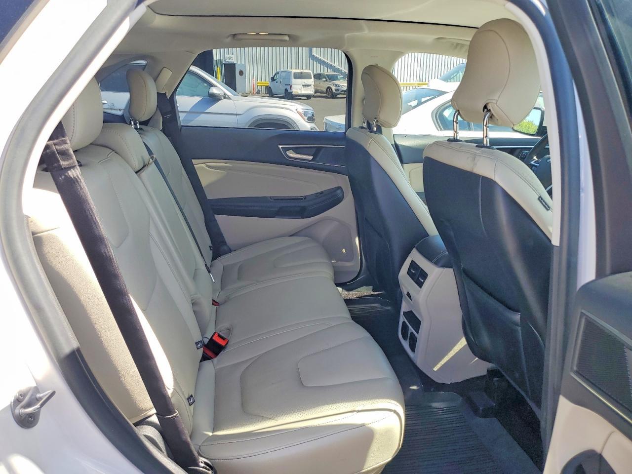 2017 Ford Edge Titanium - zdjęcie 10