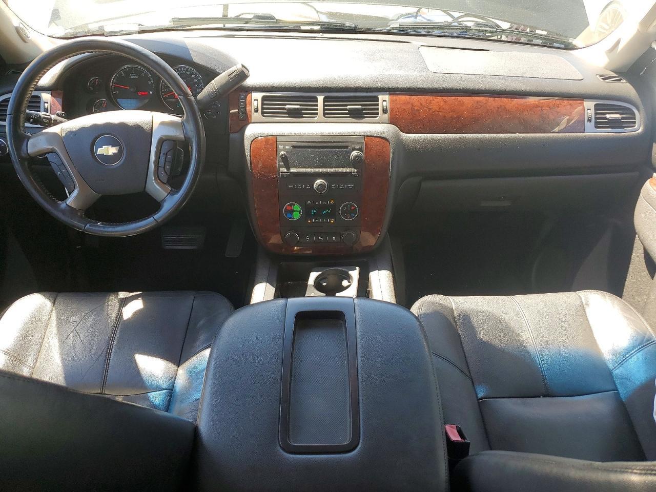 2013 Chevrolet Tahoe K1500 Lt - zdjęcie 8