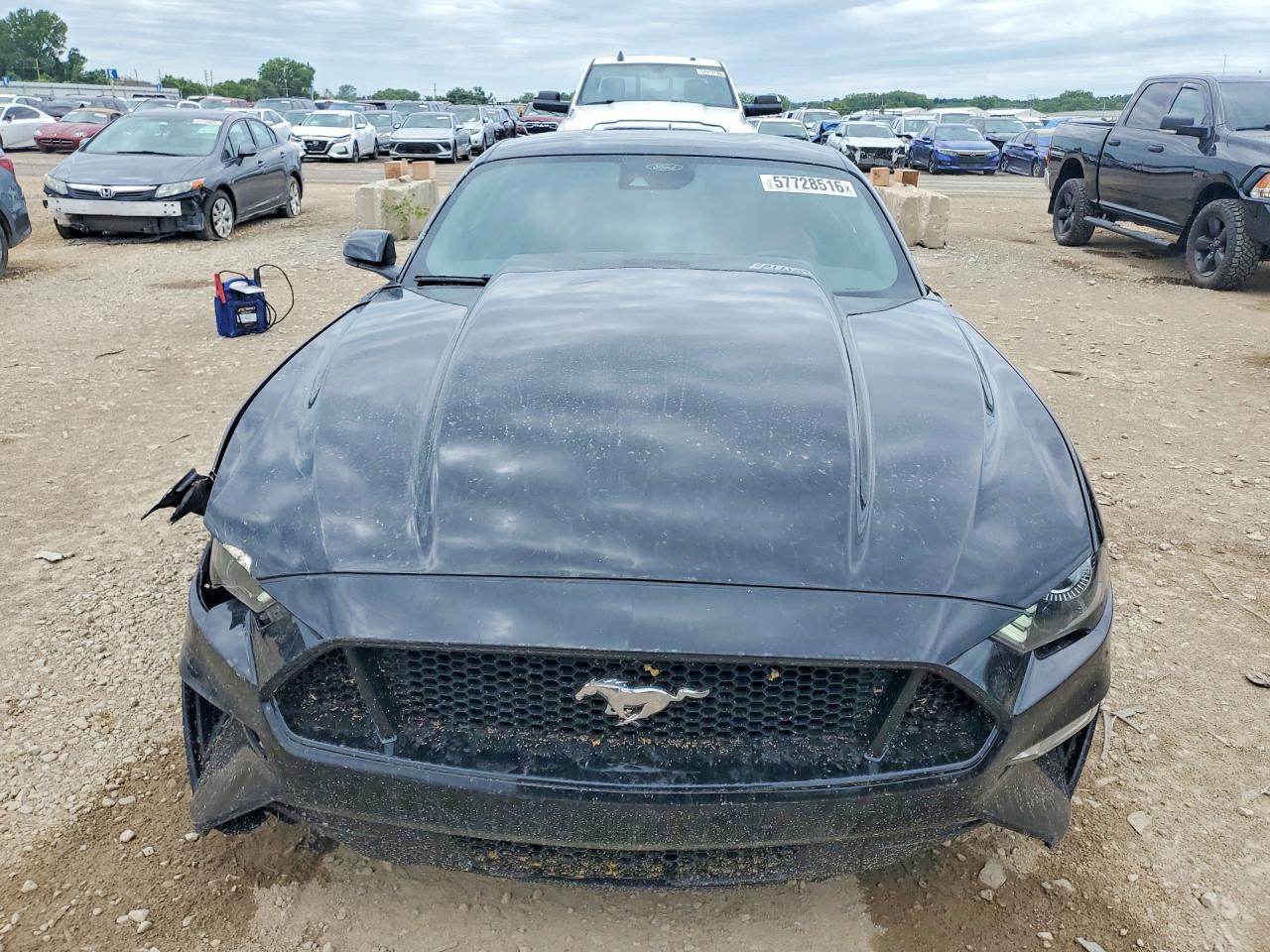 2021 Ford Mustang Gt - zdjęcie 5
