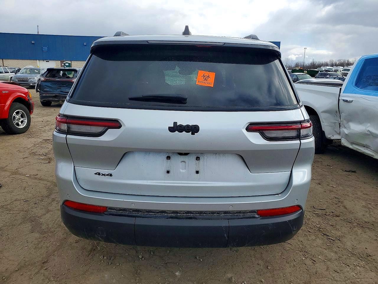 2023 Jeep Grand Cherokee L Laredo - zdjęcie 6