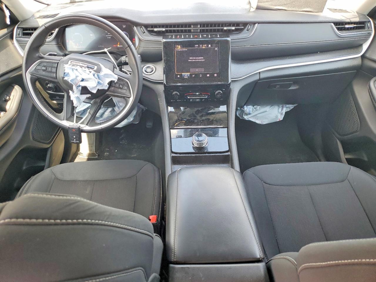 2024 Jeep Grand Cherokee L Laredo - zdjęcie 8