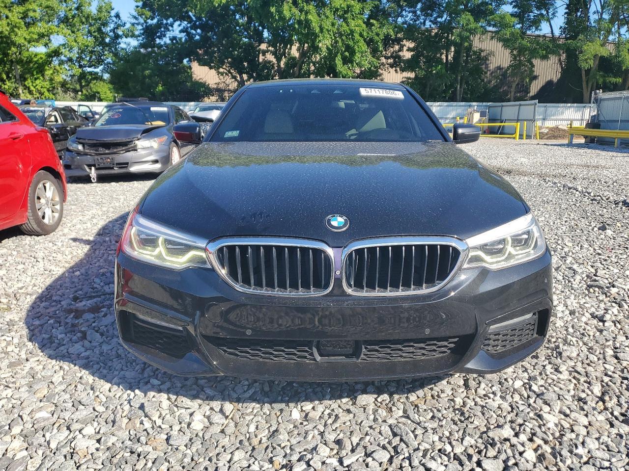 2017 BMW Seria 5 540i - zdjęcie 5