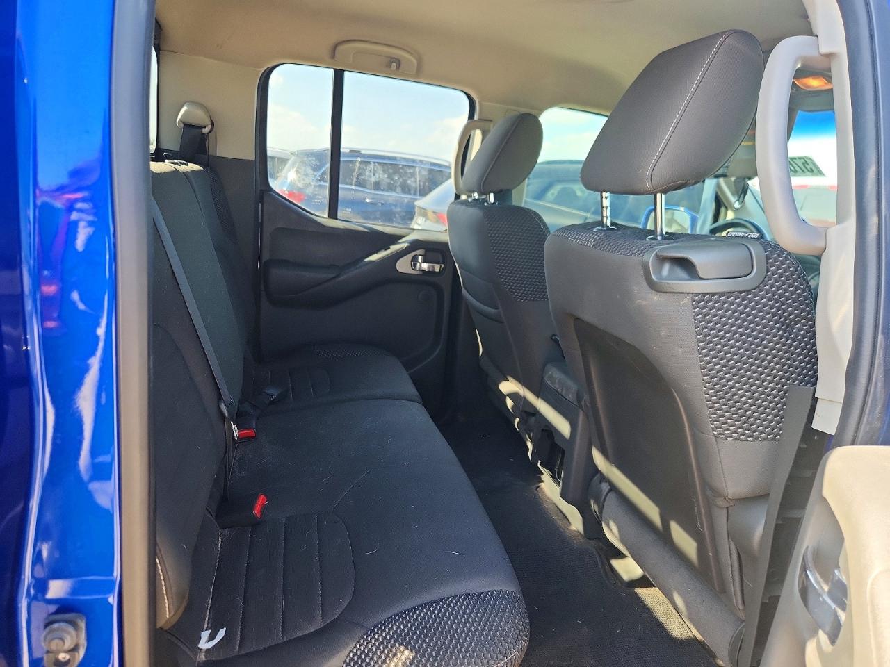 2014 Nissan Frontier Pro-4X - zdjęcie 10