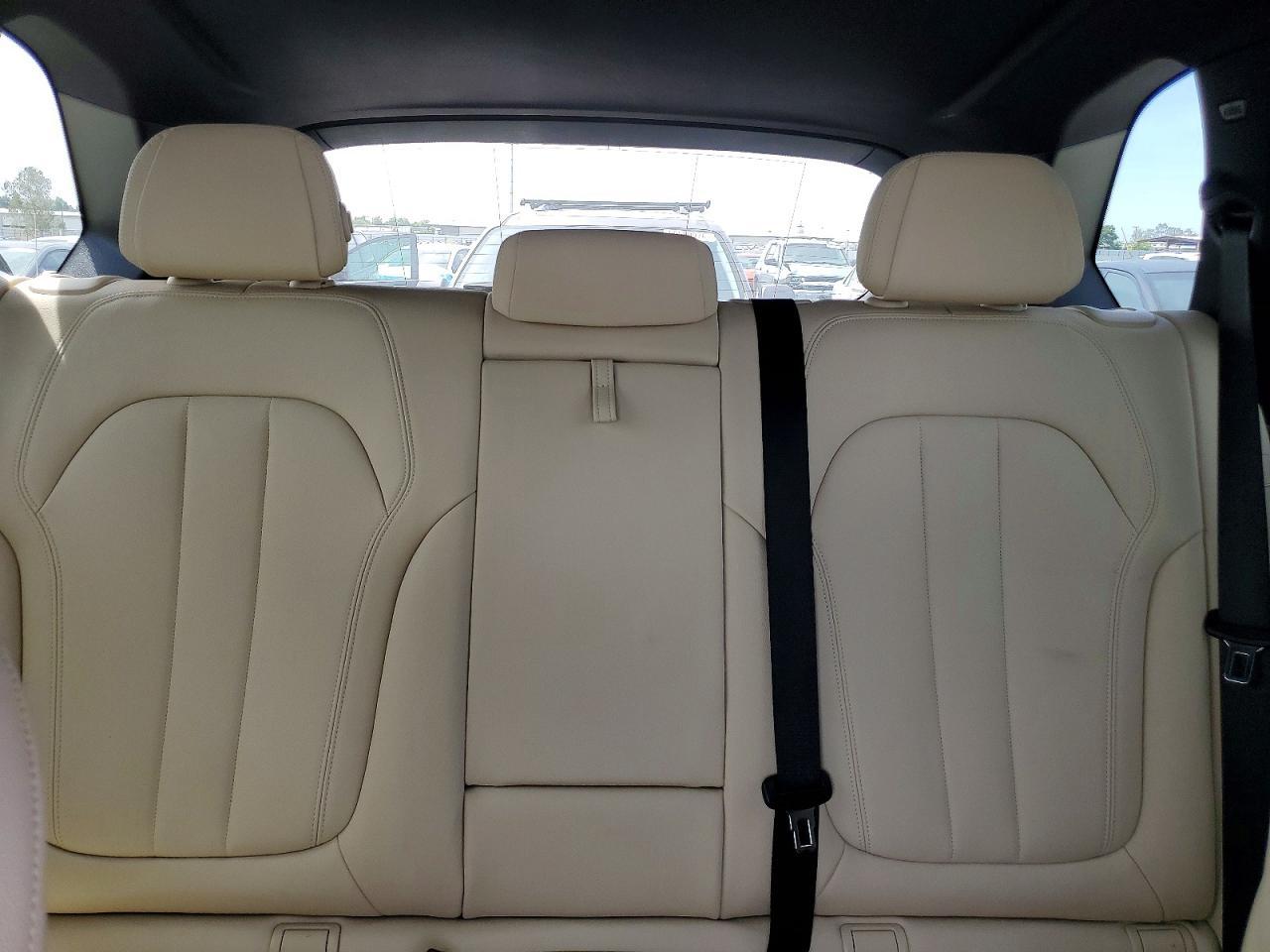 2021 BMW X5 xDrive45E - zdjęcie 10