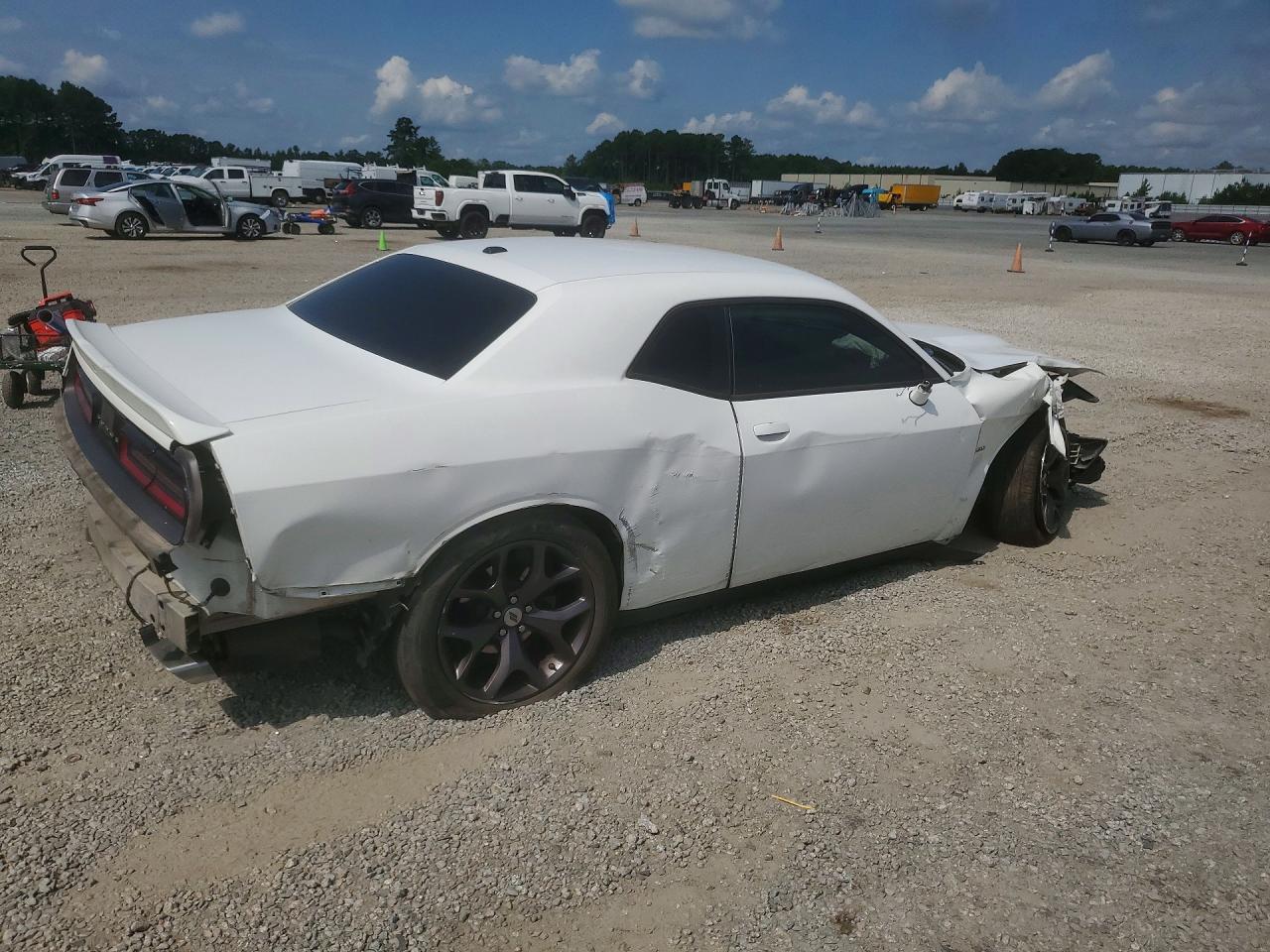 2019 Dodge Challenger R/T - zdjęcie 3