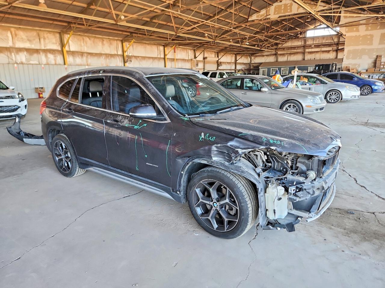 2017 BMW X1 xDrive28I - zdjęcie 4