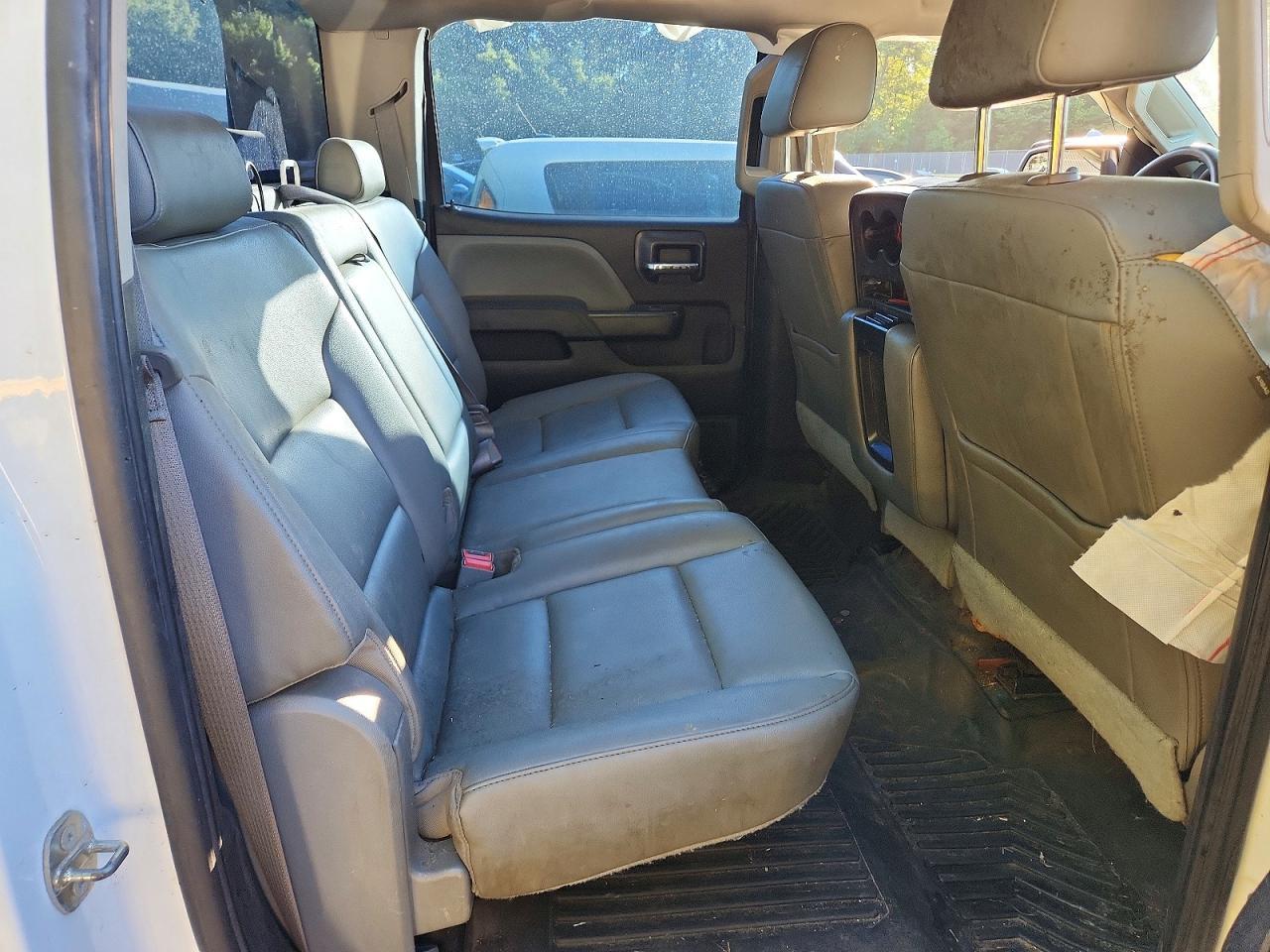 2016 Chevrolet Silverado K2500 Heavy Duty - zdjęcie 10