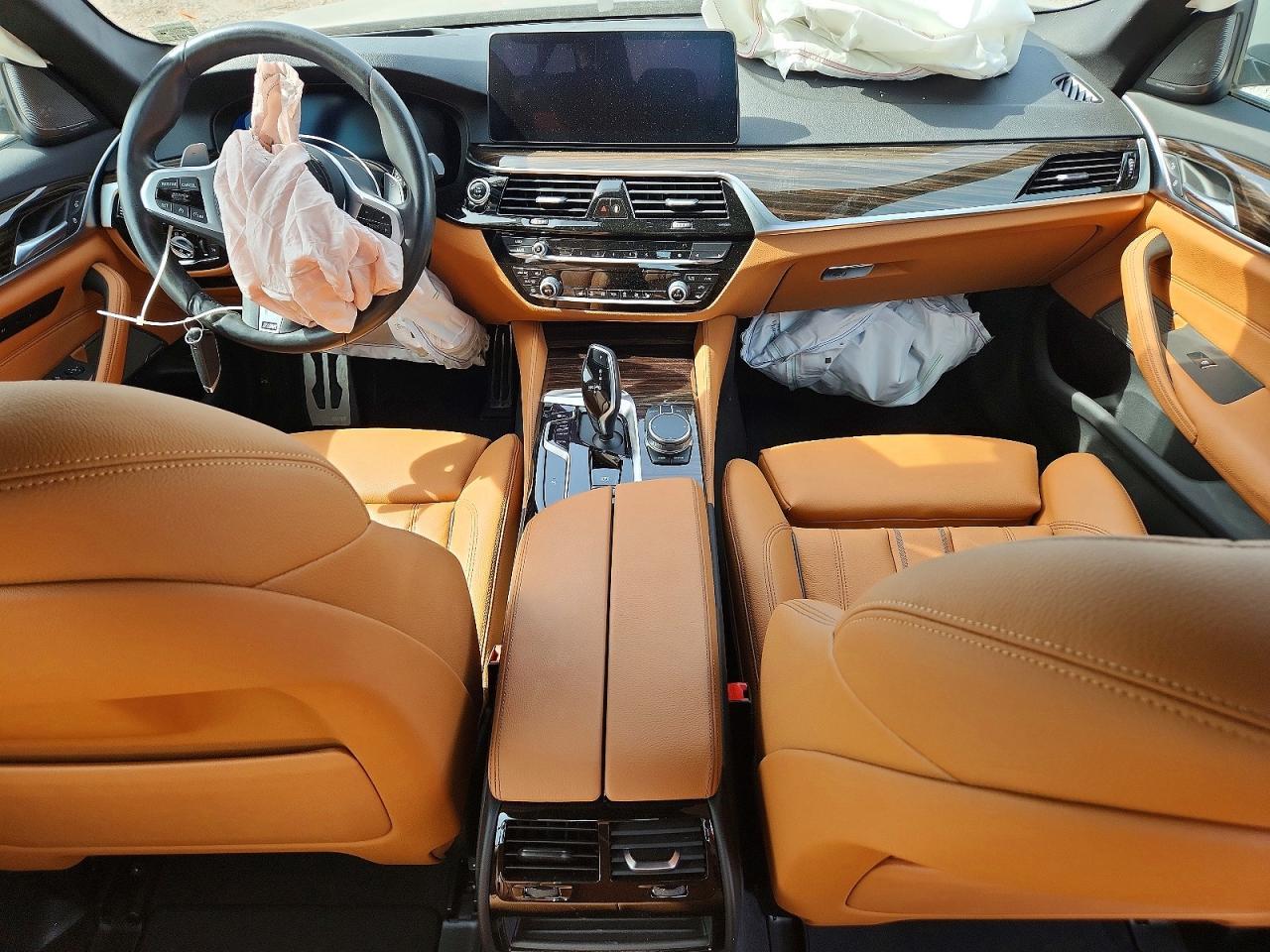 2021 BMW 540 Xi - zdjęcie 8