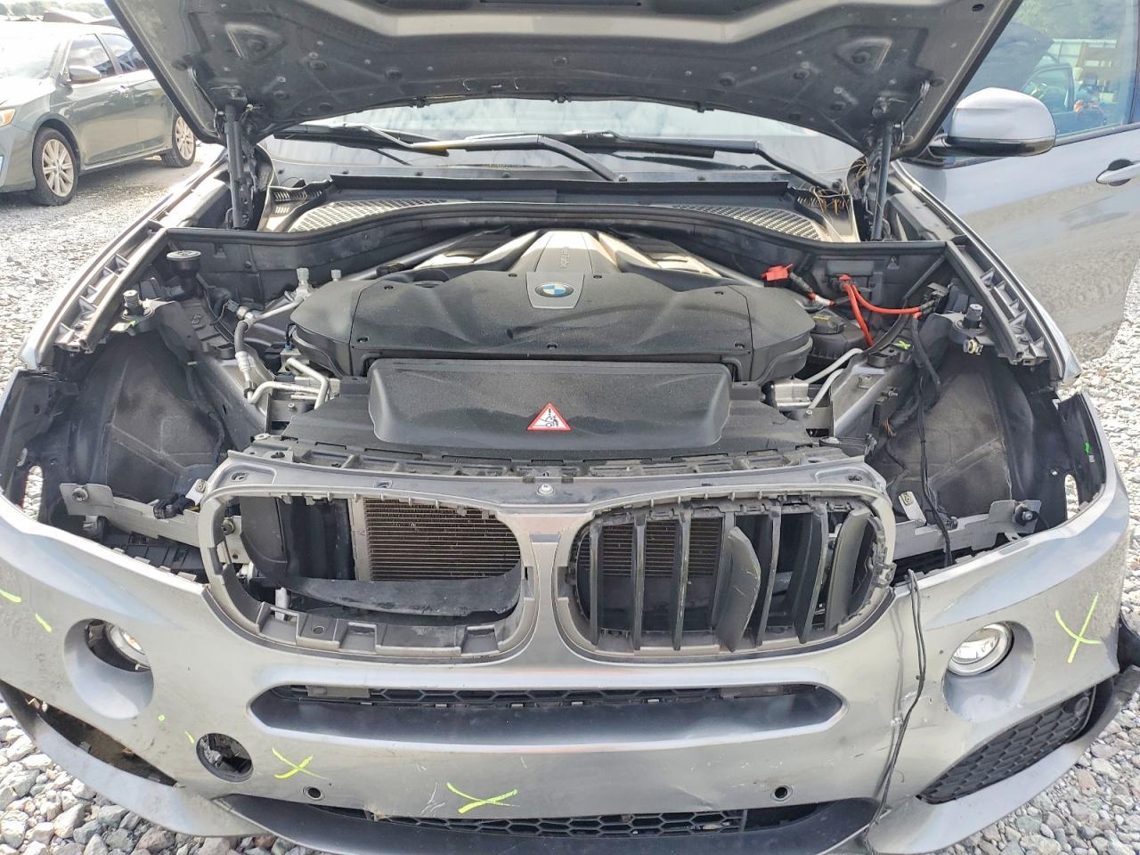 2017 BMW X5 xDrive50I - zdjęcie 12