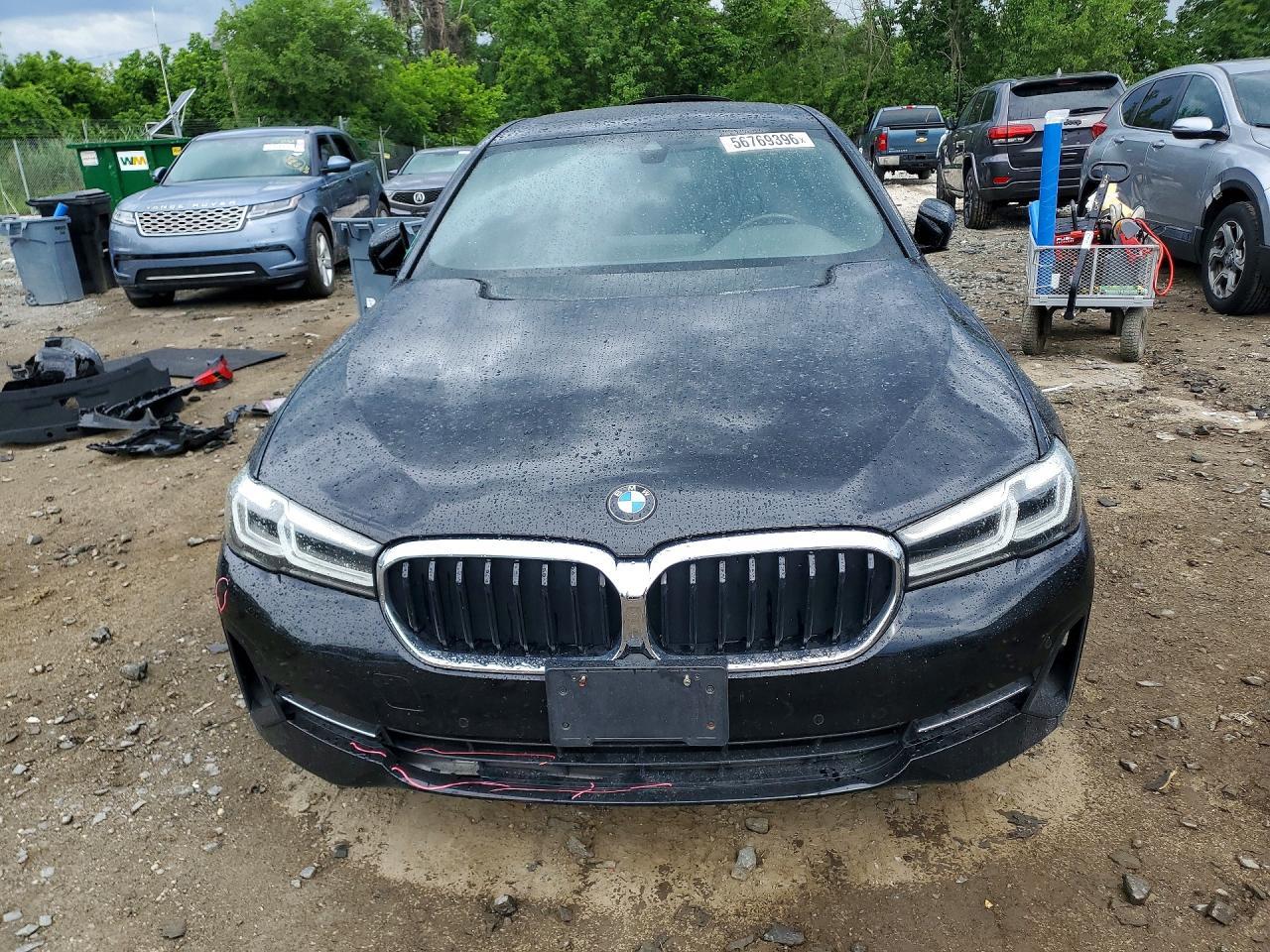 2021 BMW Seria 5 530i - zdjęcie 5
