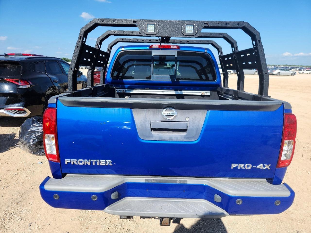 2014 Nissan Frontier Pro-4X - zdjęcie 6