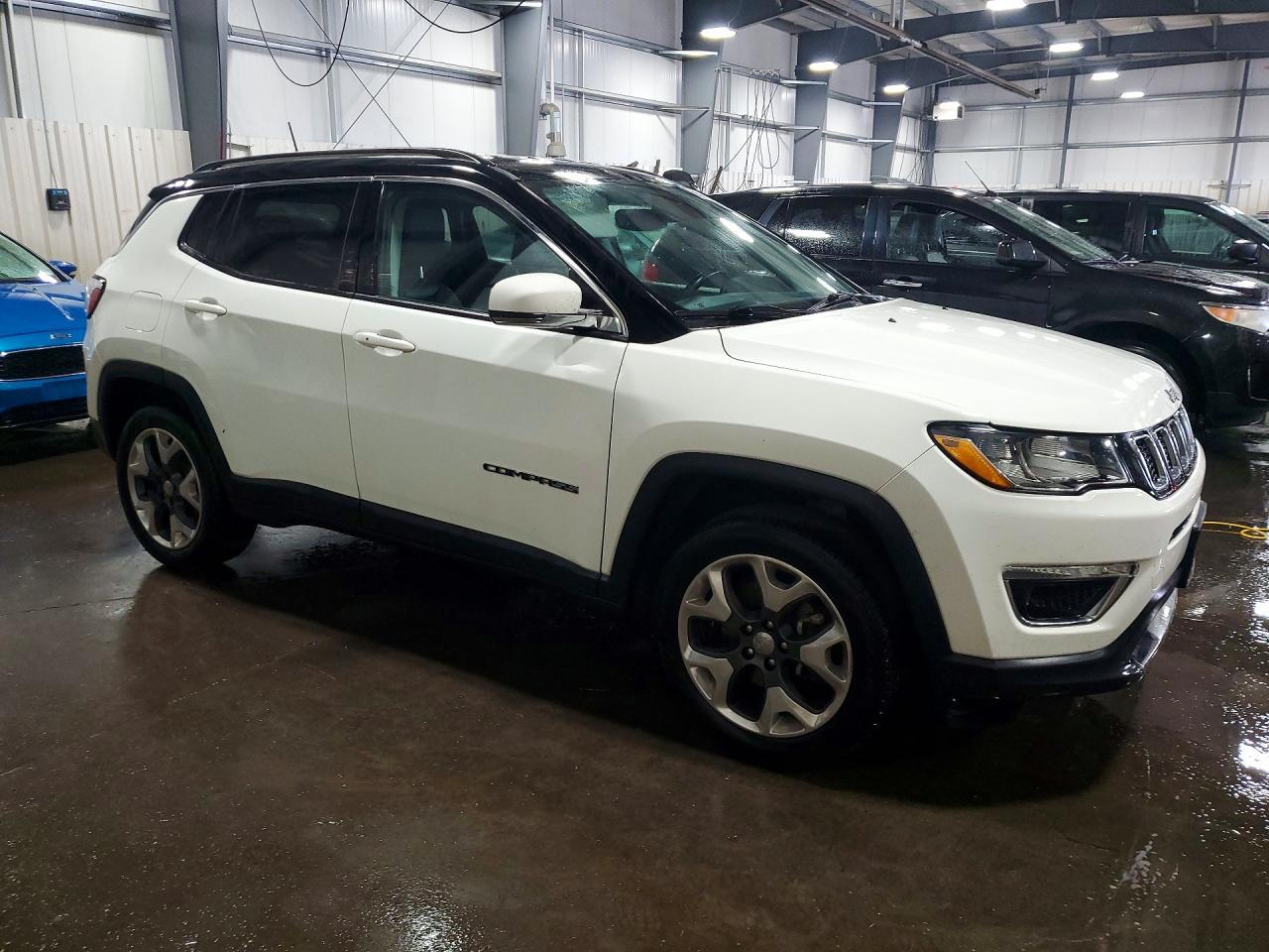 2017 Jeep Compass Limited - zdjęcie 4