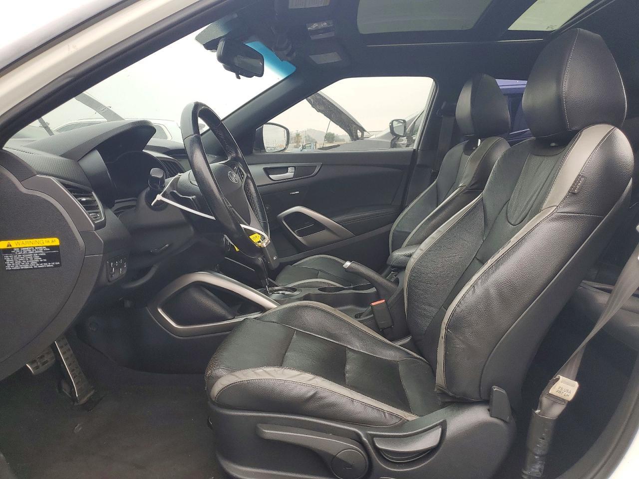 2016 Hyundai Veloster Turbo - zdjęcie 7