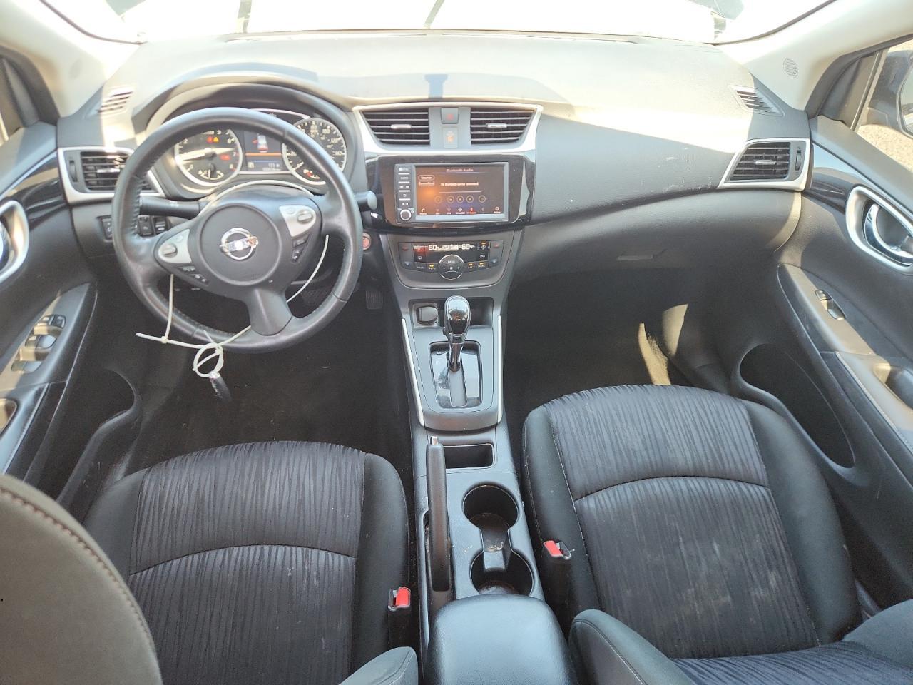 2019 Nissan Sentra Sv - zdjęcie 8