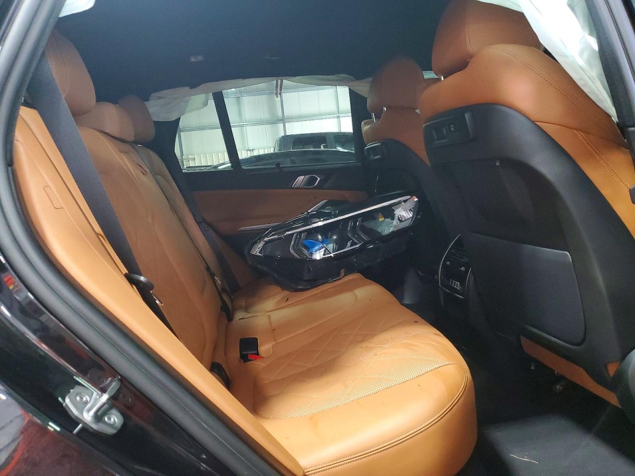 2023 BMW X5 xDrive45E - zdjęcie 11
