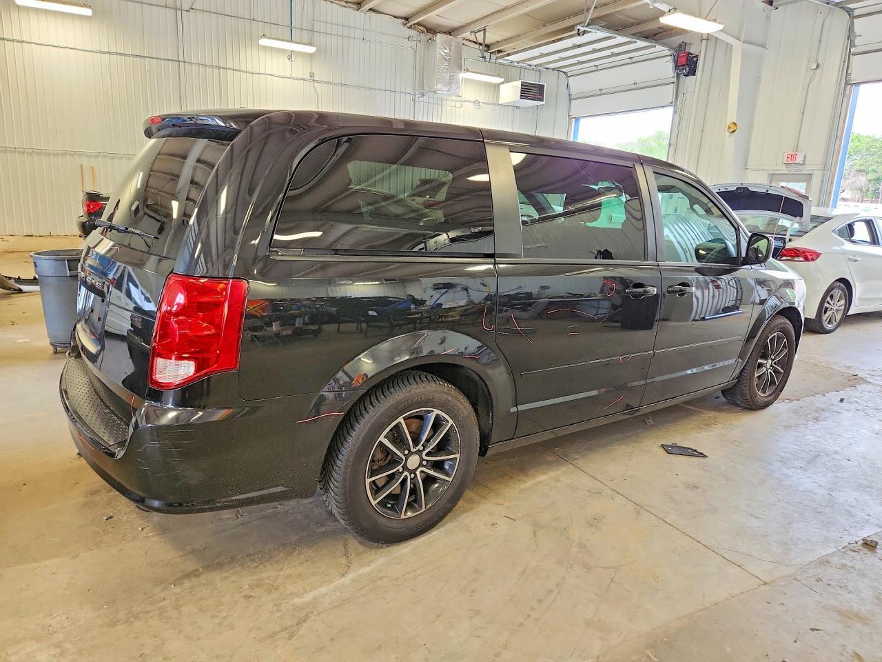 2016 Dodge Grand Caravan Se - zdjęcie 3
