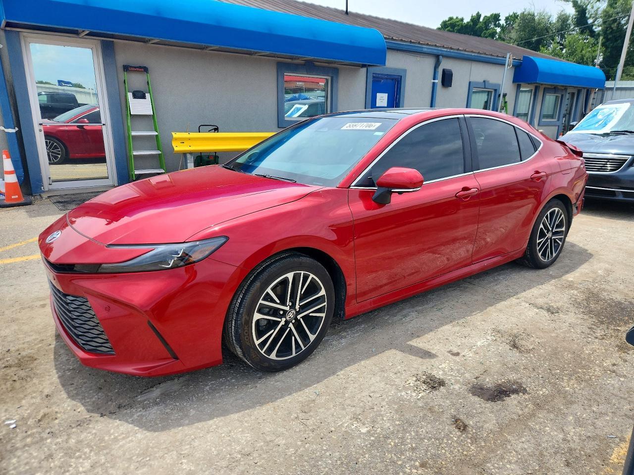2025 Toyota Camry Xle - zdjęcie główne