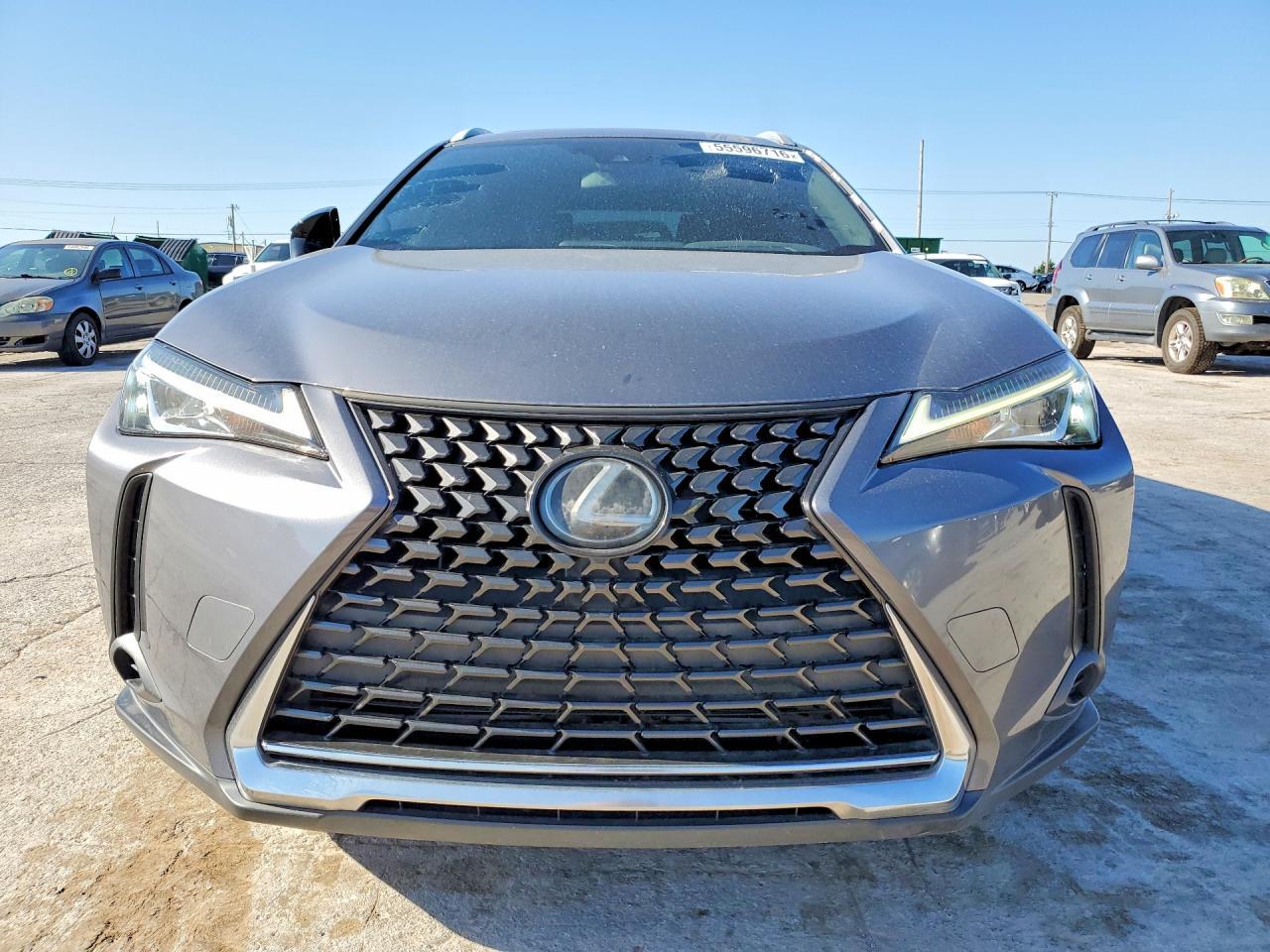 2019 Lexus Ux 200 - zdjęcie 5