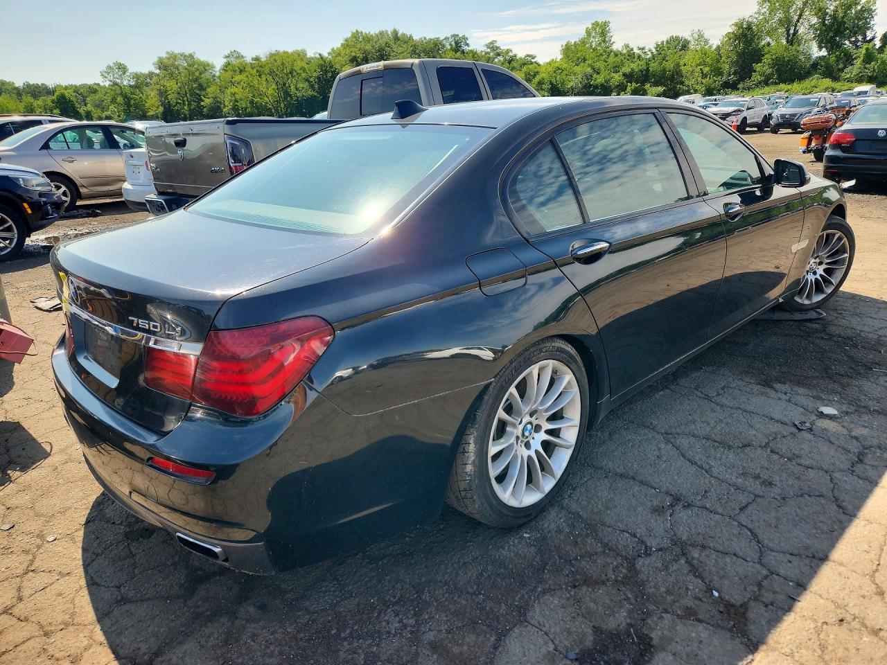 2013 BMW 750 Lxi - zdjęcie 3